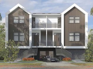 1434 Brooke St #3, Victoria, BC V8S1M3