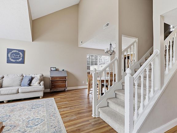 2nd image of 7678 Colonial Ct