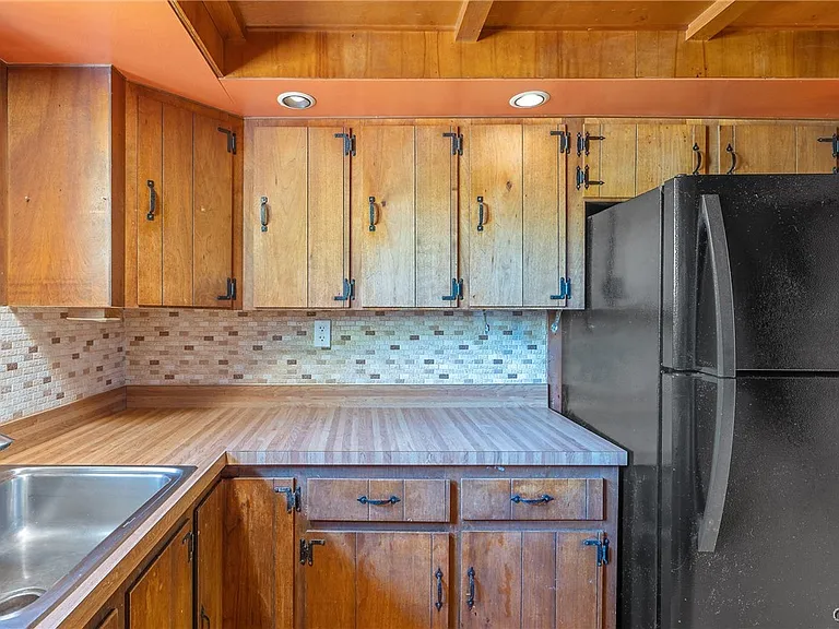 6555 Woodchuck Hill Rd — Photo 24