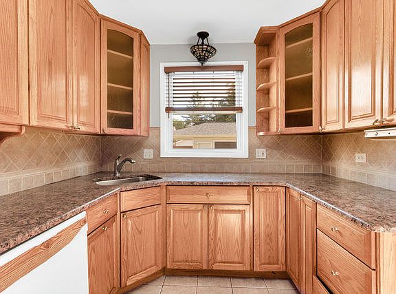 5th image of 5119 N Nagle Ave