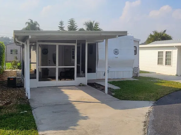 1339 Old Lakeport Rd, Moore Haven, FL 33471