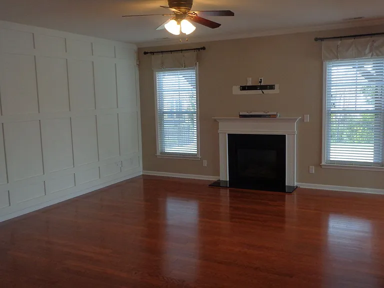 8100 Whitehawk Hill Rd — Photo 7