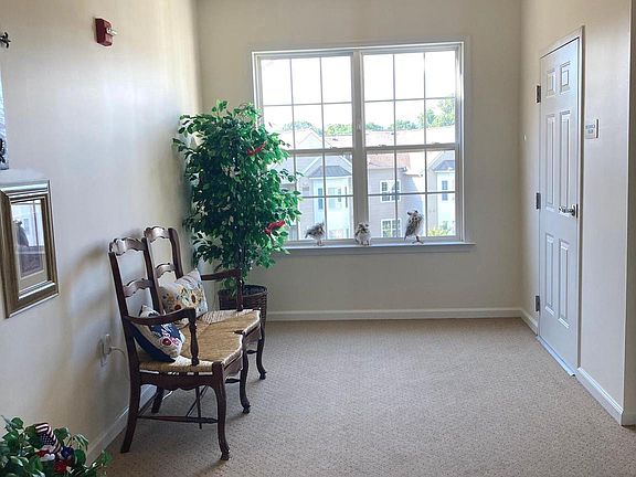 4th image of 534 Creekside Dr #B-60
