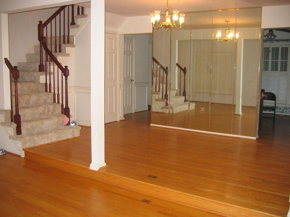 1st image of 5754 Crownleigh Ct