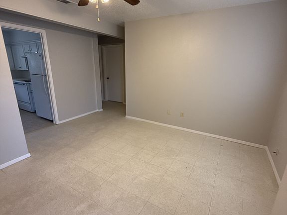 2nd image of 1600 West Ln #10