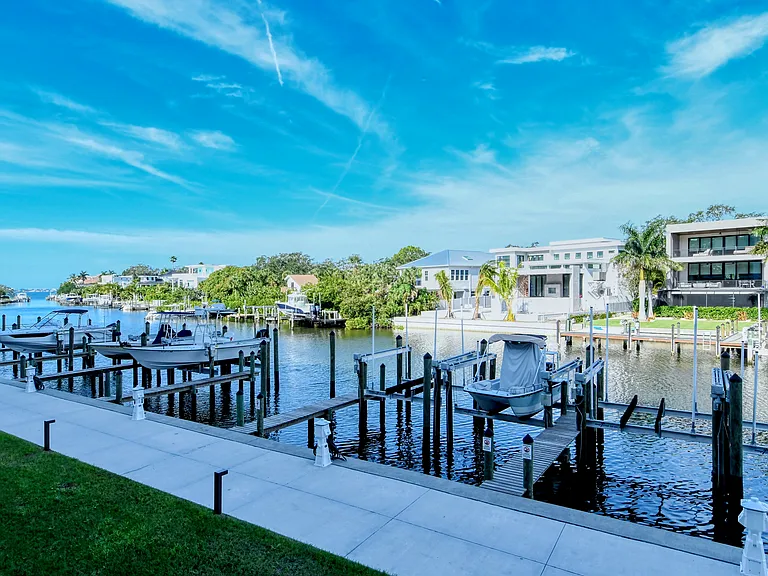 1709 Tamiami Trl — Photo 19