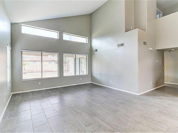 3rd image of 6312 S 52nd Dr