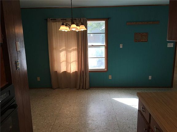 2nd image of 442 Haroldson Dr
