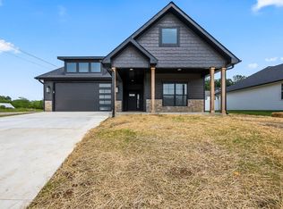 3644 Limestone Ln, Cape Girardeau, MO 63701