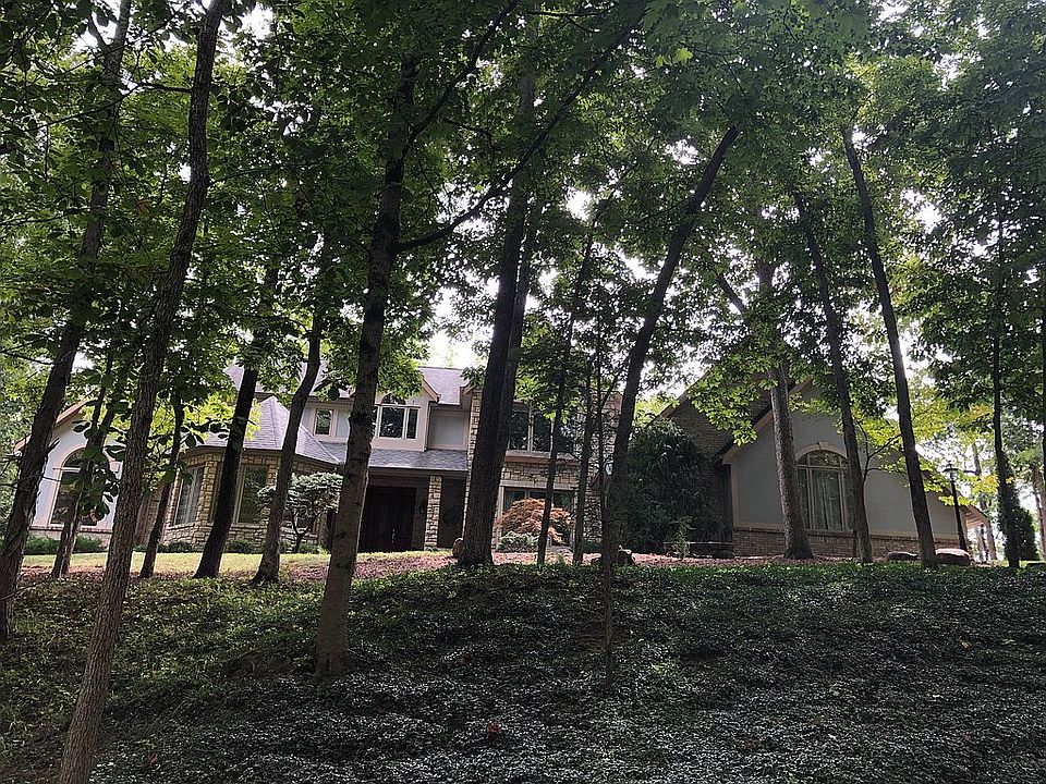 1st image of 1479 Oakvalley Dr