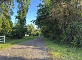 2114 3rd Ave, Sneads, FL 32460