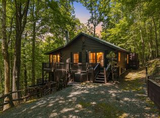 122 River Bend Trl, Ellijay, GA 30540