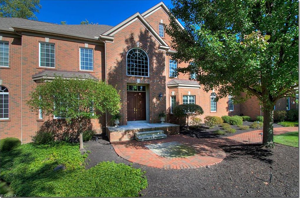 7467 Worlington Dr, Solon, OH 44139 | Zillow