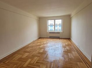 70-1 113th St #K, Forest Hills, NY 11375