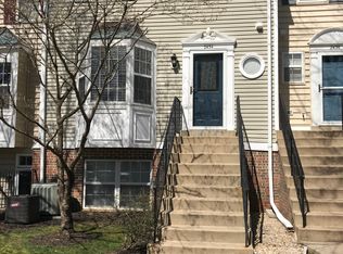 2434 Wentworth Dr, Crofton, MD 21114