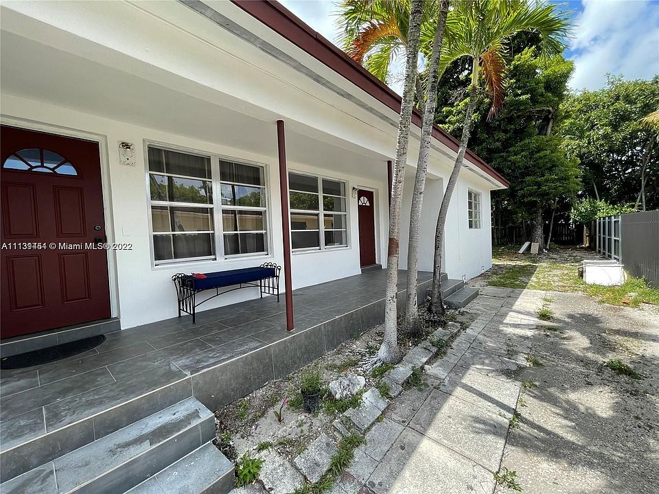2nd image of 183 NE 168th St #183