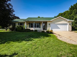 20633 Meadow Ln, Goshen, IN 46528