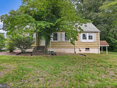 8901 Hickory Hill Ave, Lanham, MD, 20706