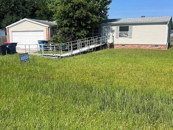 4th image of 16268 Wrangler Ave
