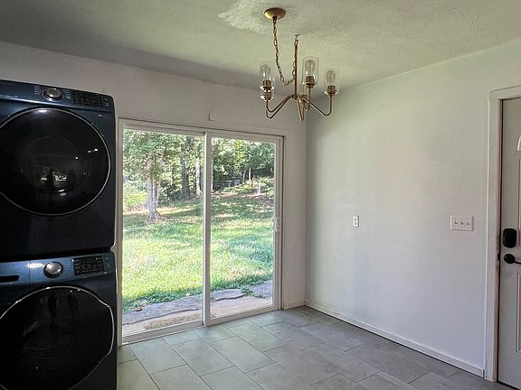 4th image of 326 Prospect Dr