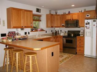 3930 Dunning Rd, Rochester Hills, MI 48309