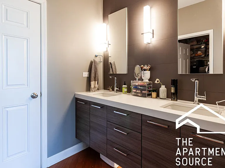 2029 W Division St #PENTHOUSE — Photo 16
