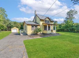 159 Pennsylvania Ave, Medford, NY 11763