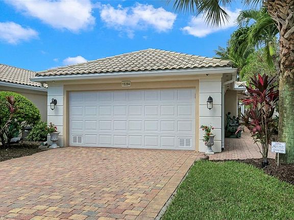 4th image of 15394 Queen Angel Way