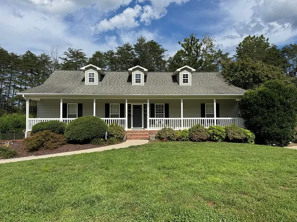 95 Freshfield Dr, Hudson, NC 28638