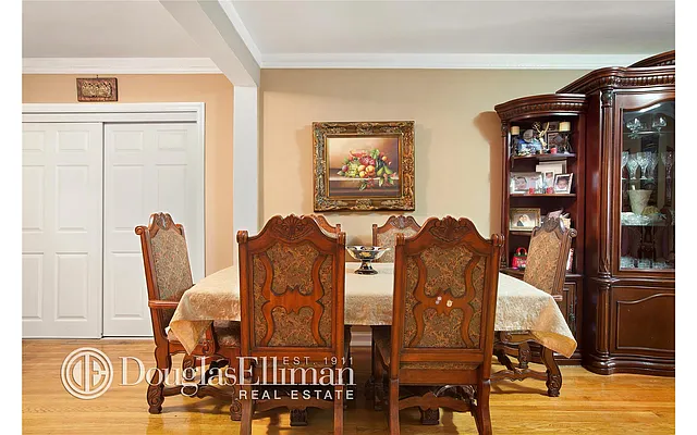 Sold by Douglas Elliman | media 16