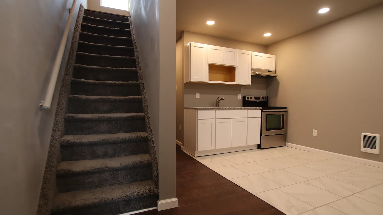 4932 W Thompson St #1 photo 1