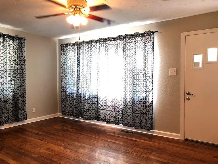 5715 Sanford Rd — Photo 3