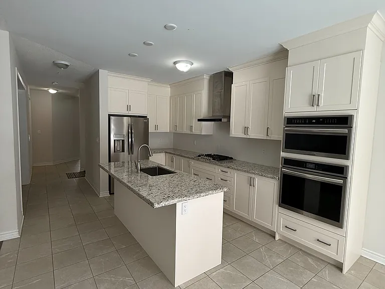 1807 Fosterbrook St — Photo 9