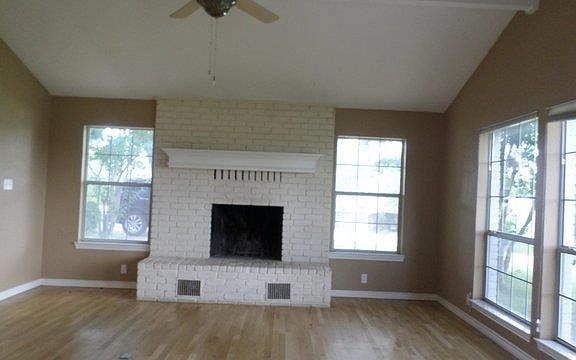 4th image of 6600 Ducros Ct