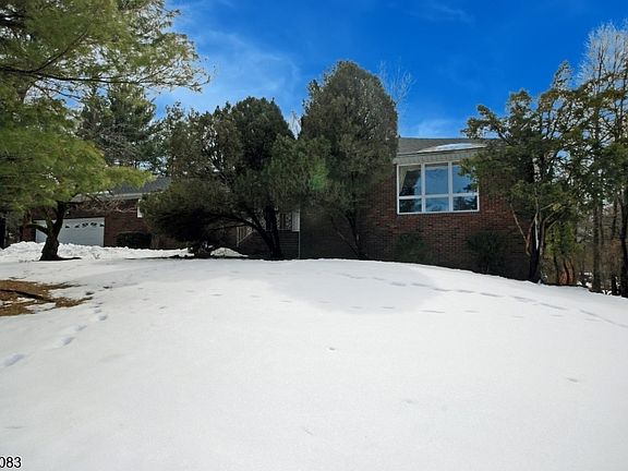 2nd image of 28 Overlook Rd