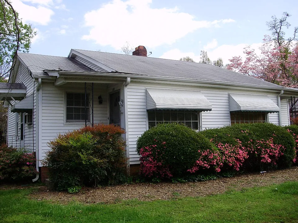 100 Elsie Ave #B