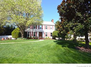 328 Pine Creek Dr, Charlotte, NC 28270