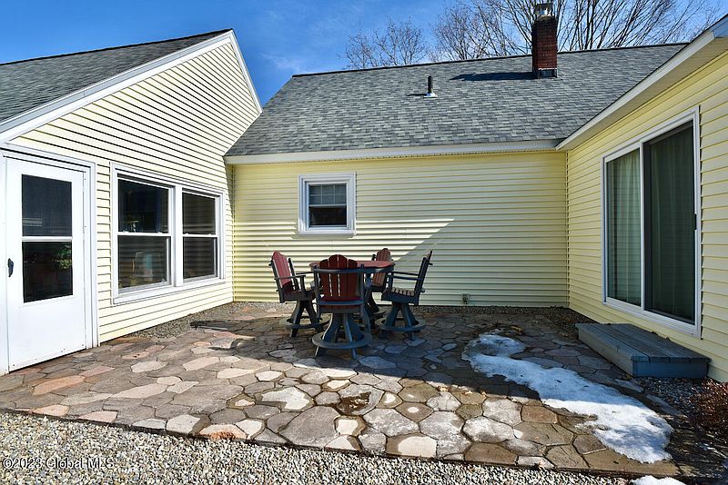 5th image of 6 Spruce Street