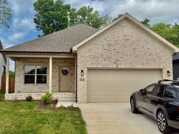 868 McIntyre St, Bowling Green, KY 42101