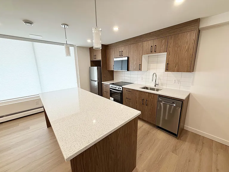 815 14th Ave SW — Photo 45