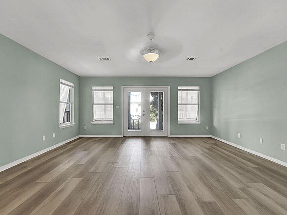 5th image of 93 Beachfront Trl