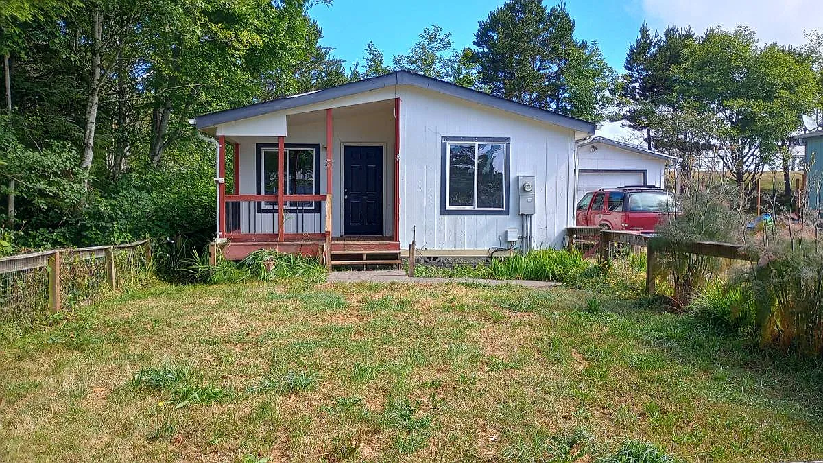 2 bed, 840 sqft, $2,350 — Photo 2