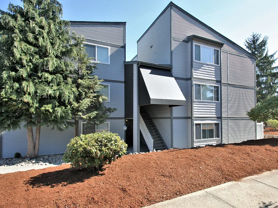 501 N J St #4