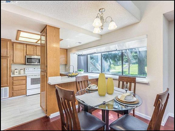 5th image of 2708 Buena View Ct