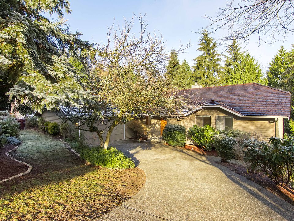 1st image of 21014 NE 44th St