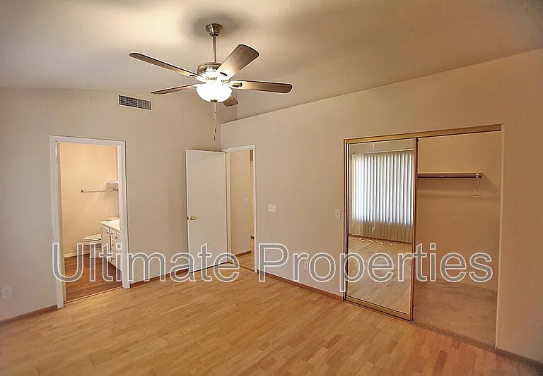 1225 E Harvard Ave — Photo 15