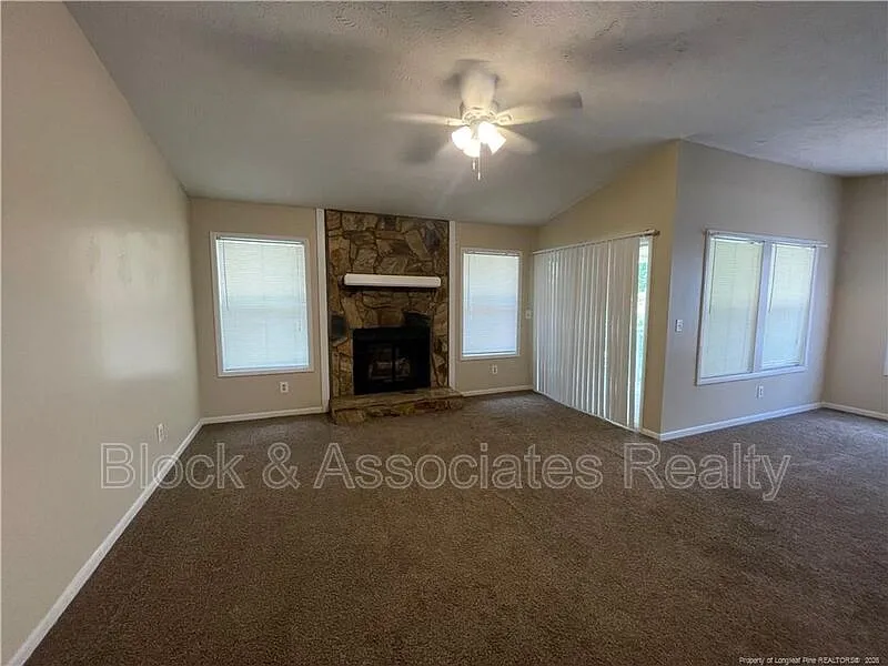2 bed, 2.0 bath, $1,050 — Photo 3