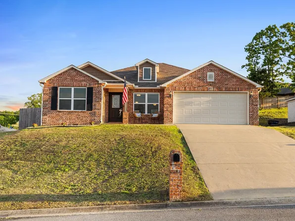971 Augusta St, Cabot, AR 72023