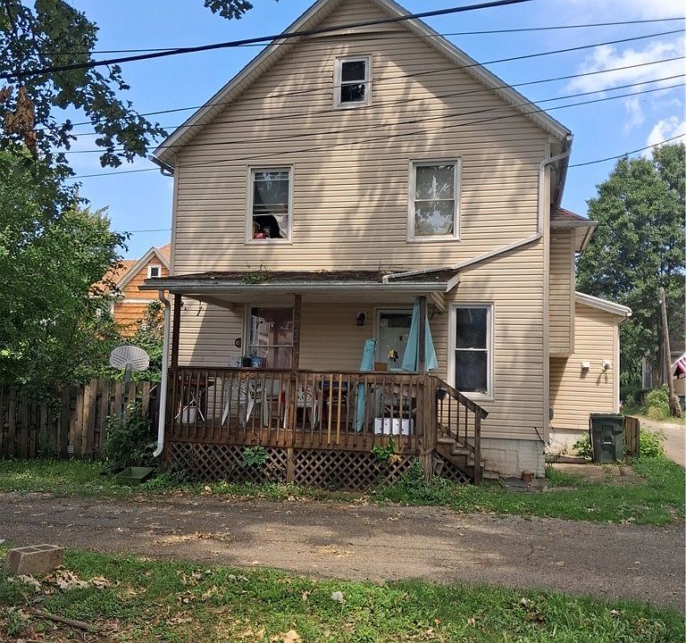 1st image of 925 Wilson Pl NW