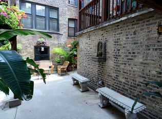611 W Addison St APT 2, Chicago, IL 60613